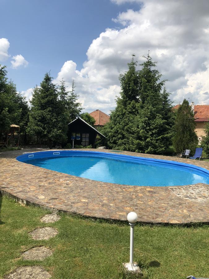 Camping Robinson Country Club Oradea Zewnętrze zdjęcie