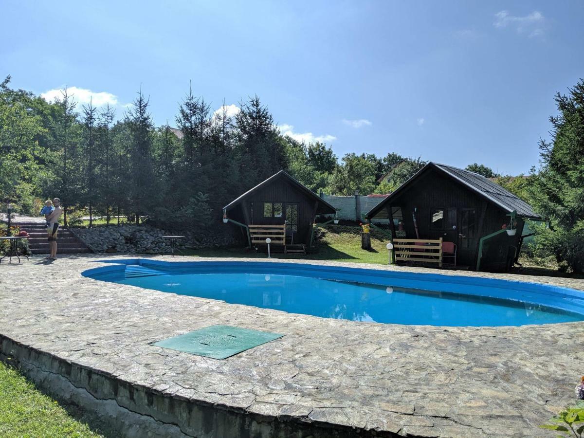 Camping Robinson Country Club Oradea Zewnętrze zdjęcie